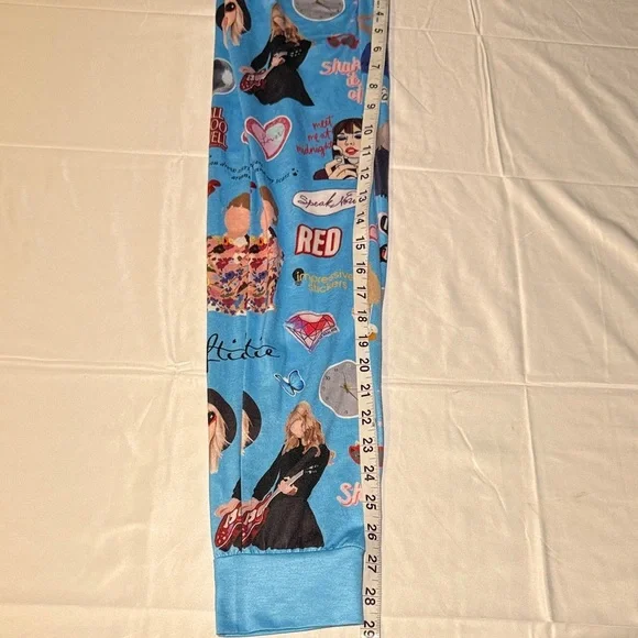 Taylor Swift Pajama Jogger Pants Large - Picture 3 of 10